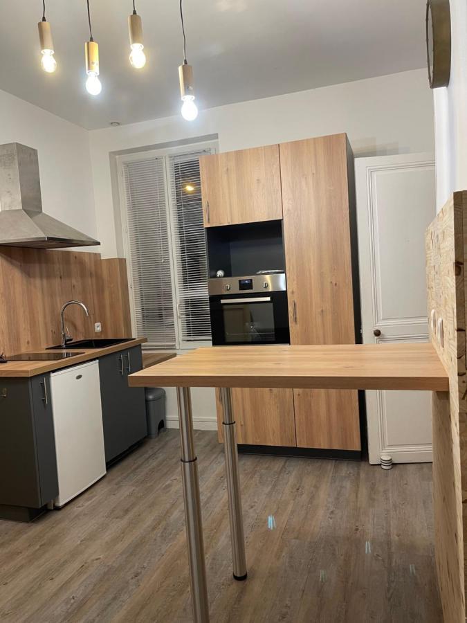 Logement Entier: Appartement Avec Terrasse Quartier De La Gare Amboise Eksteriør bilde