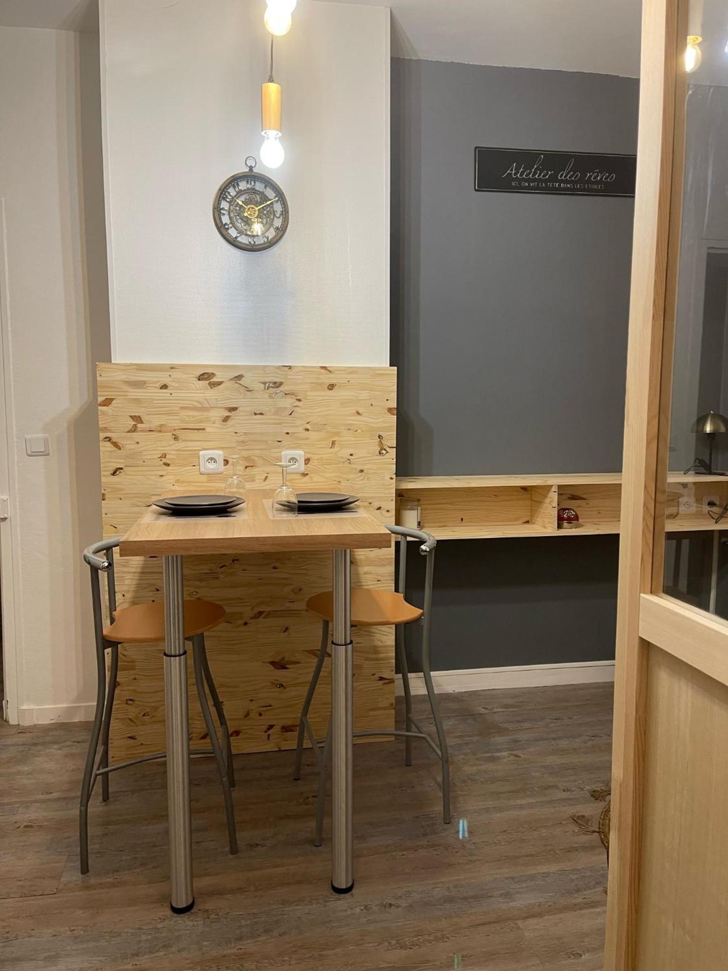 Logement Entier: Appartement Avec Terrasse Quartier De La Gare Amboise Eksteriør bilde